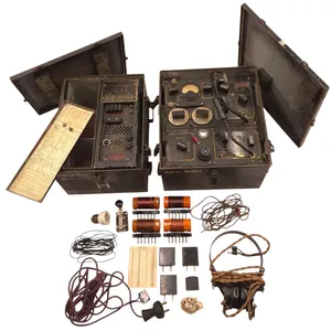 Type 3 MkII Clandestine Transceiver (B2) in Drop Containers