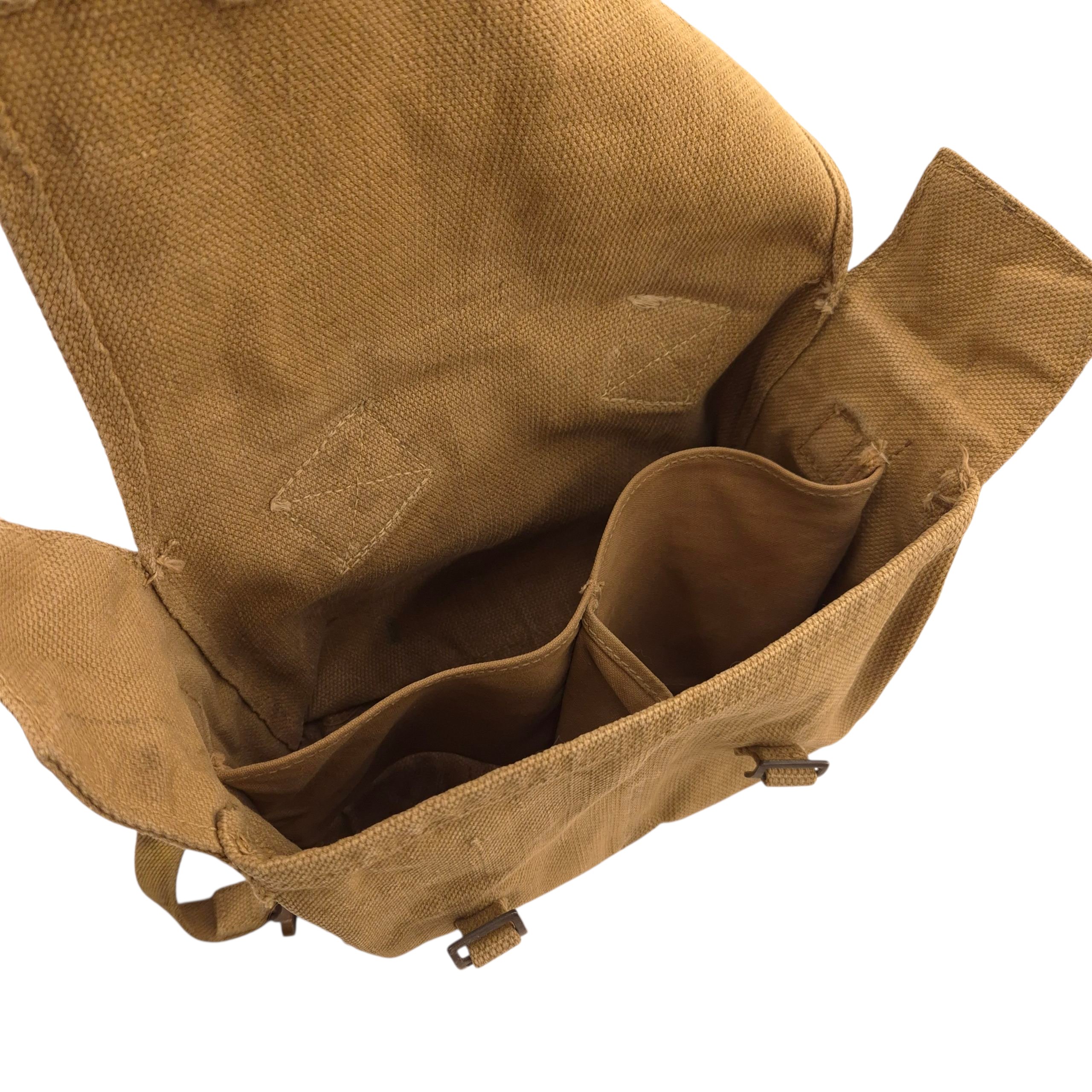 British 'Small-Pack' with carrying straps – Dated 1943 — image 4
