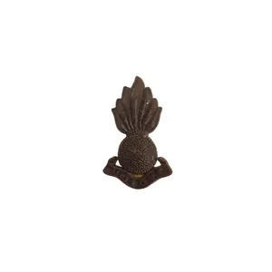 Royal Artillery – Plastic cap badge