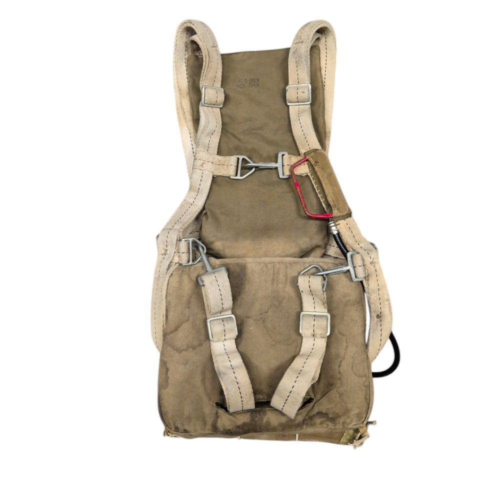USAAF AN6510-1 Seat Type Parachute – Complete with Canopy — image 2