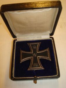 WWI GERMAN CASED IRON CROSS 1ST CLASS, 1914