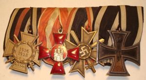 NAVY MEDAL BAR 4 MEDALS