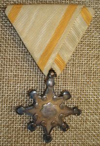 WWII JAPANESE ORDER OF THE SACRED TREASURE, 8TH CLASS