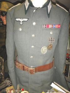 WWII GERMAN HOCH UND DEUTSCHMEISTER TUNIC w/ STALINGRAD CROSS & …