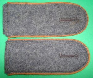 WWII GERMAN LW SIGNALS EM'S SHOULDER STRAPS PAIR