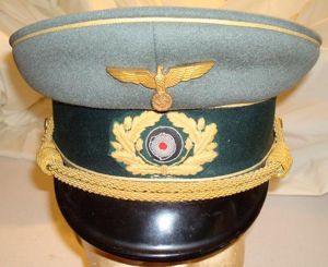 KNIGHTS CROSS w/ OAK LEAVES AND SWORDS VISOR CAP