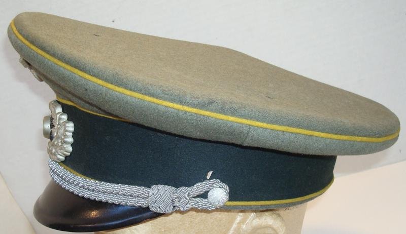 WWII GERMAN SIGNALS OFFICER VISOR CAP — image 2