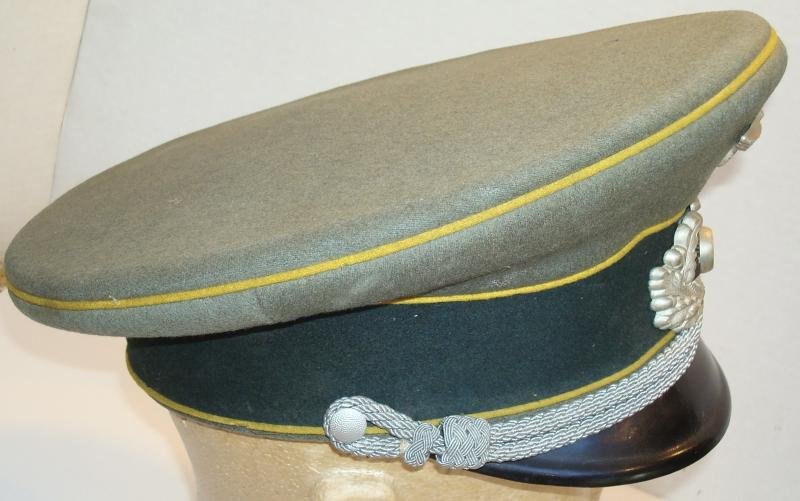 WWII GERMAN SIGNALS OFFICER VISOR CAP — image 4