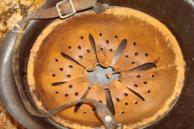 WWII GERMAN M42 SINGLE DECAL VET ART HELMET — image 6