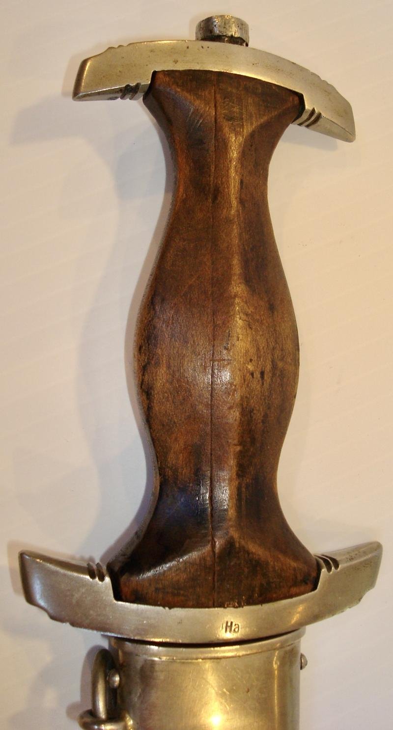 WWII GERMAN SA M33 DAGGER MAKER WILHEM HALBACH — image 4