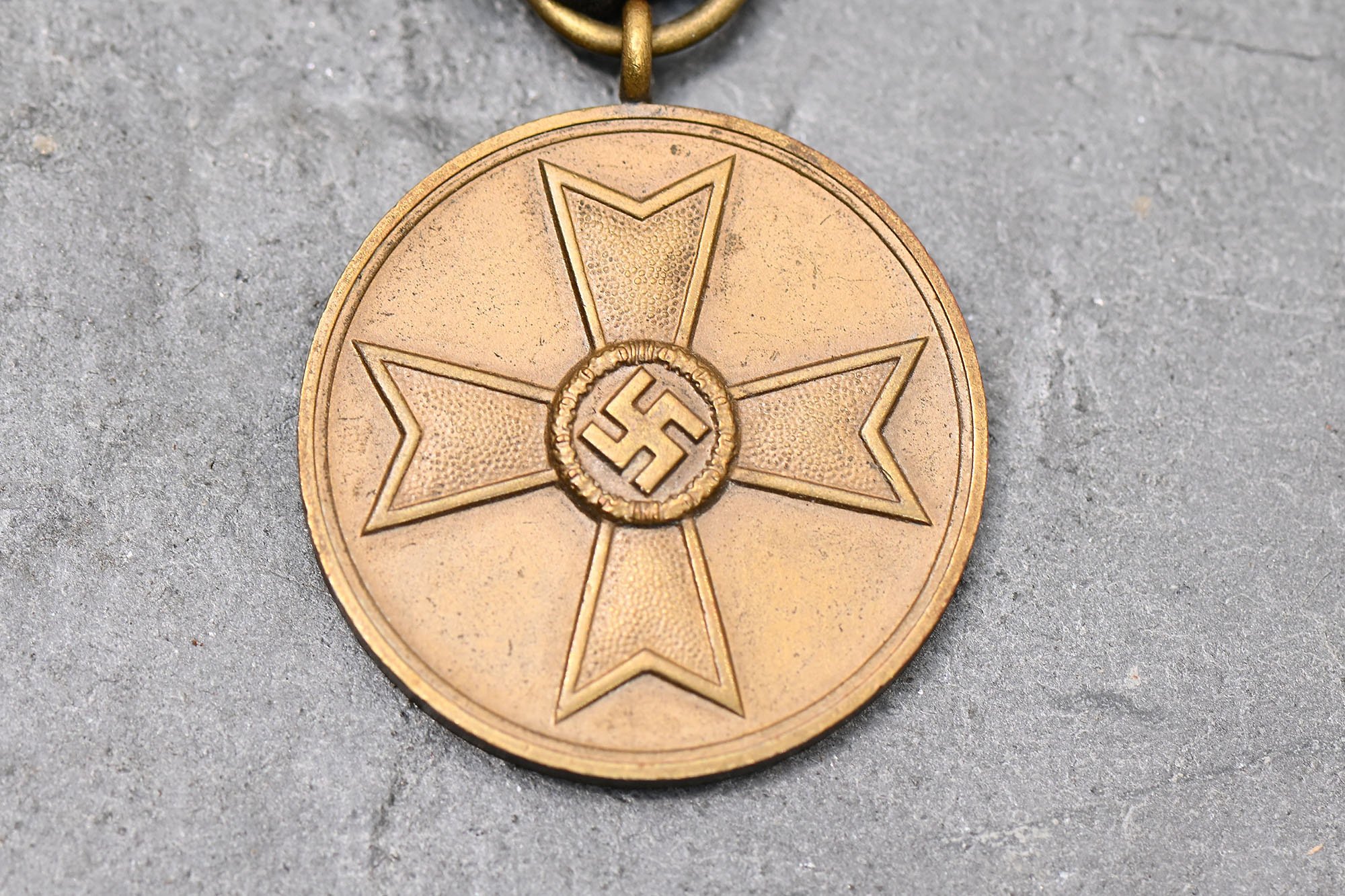 Chamber of Commerce medal — image 3