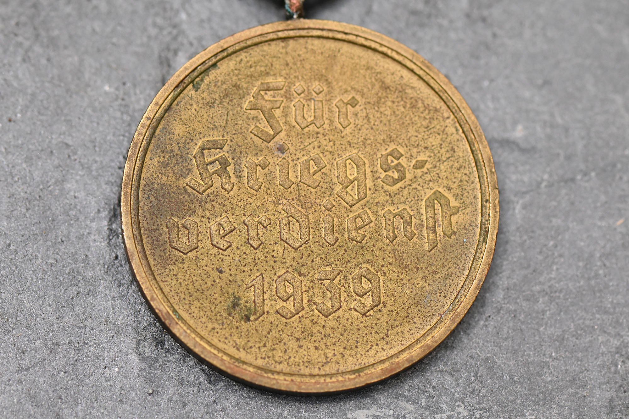 Chamber of Commerce medal — image 4