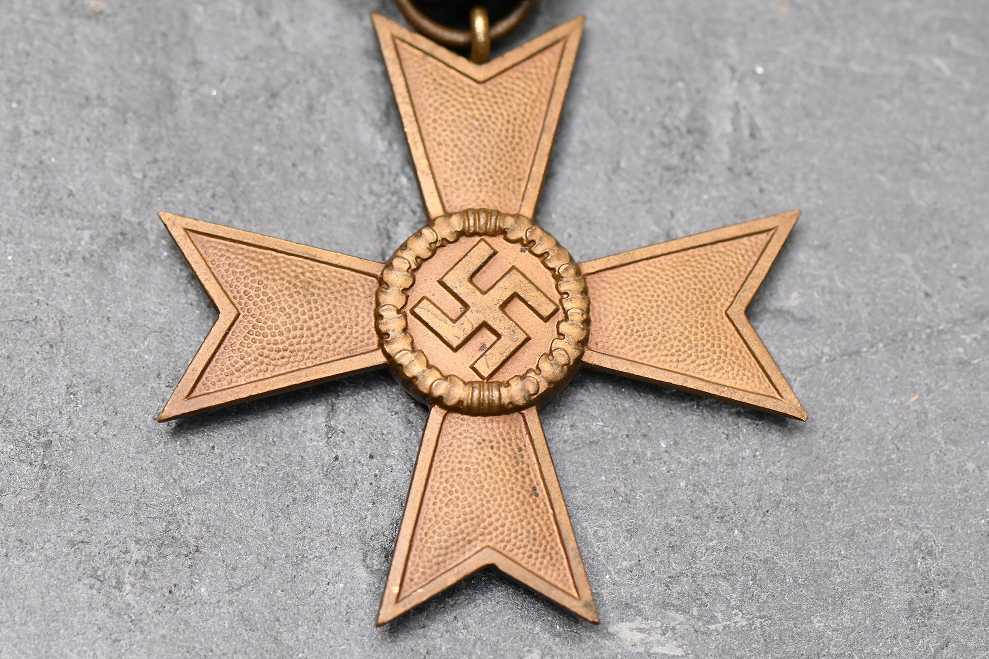 Chamber of Commerce medal without swords — image 3