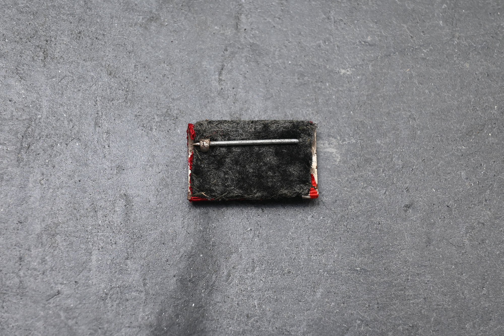 2nd feldspange, kvk with schwerter and ost medal — image 2