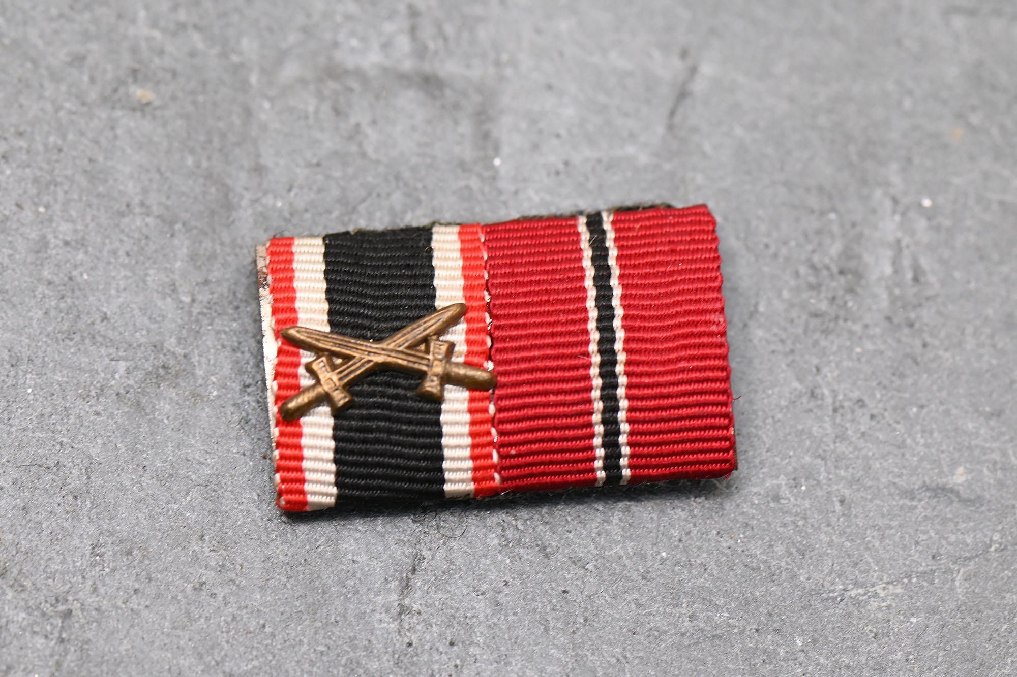 2nd feldspange, kvk with schwerter and ost medal — image 3