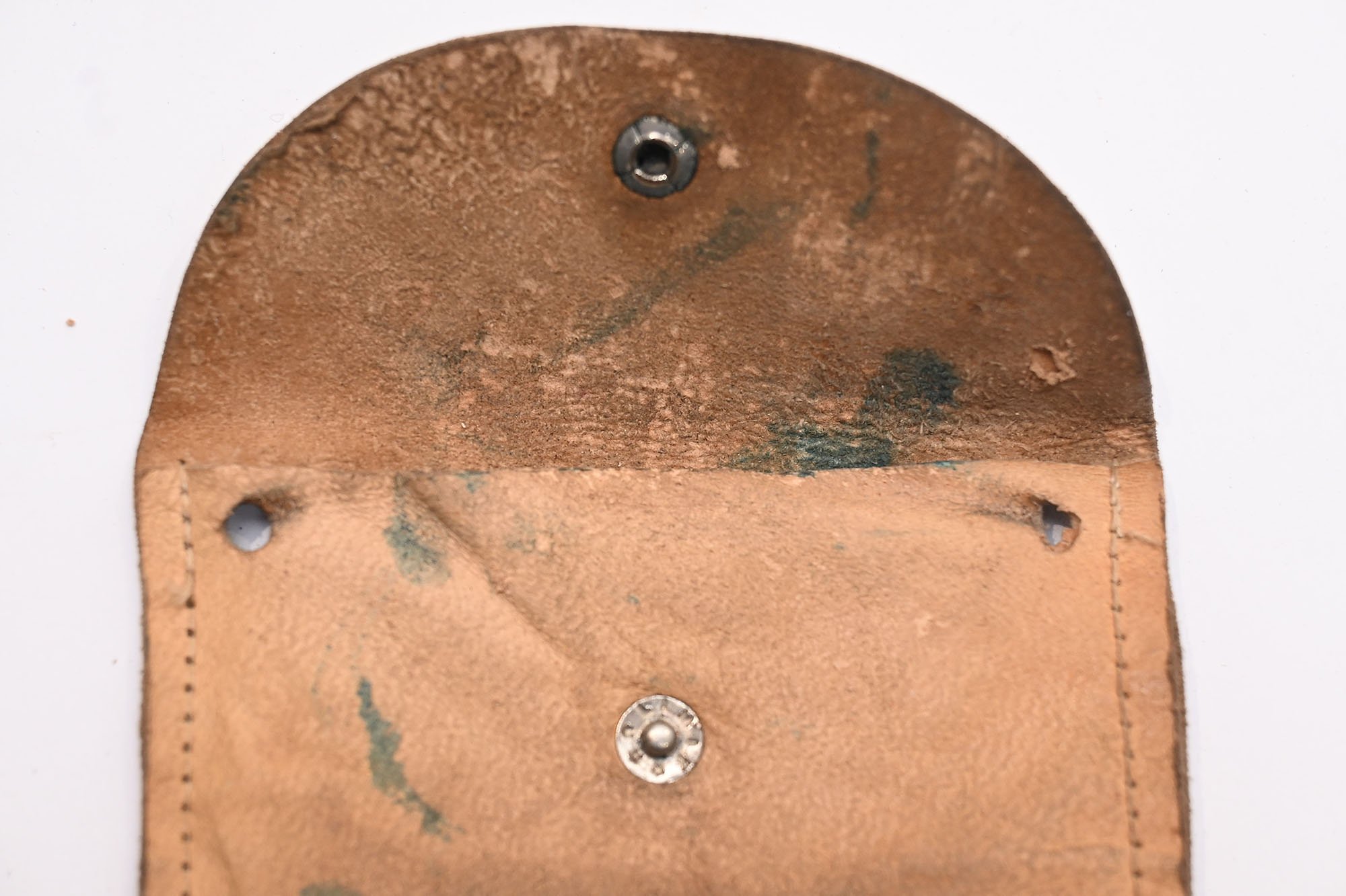 leren erkenungsmarke bescherming tasje. — image 4