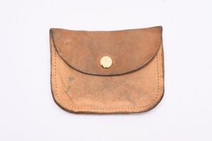 leren erkenungsmarke bescherming tasje.