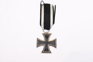 ww1 ek2 maker marked N nose