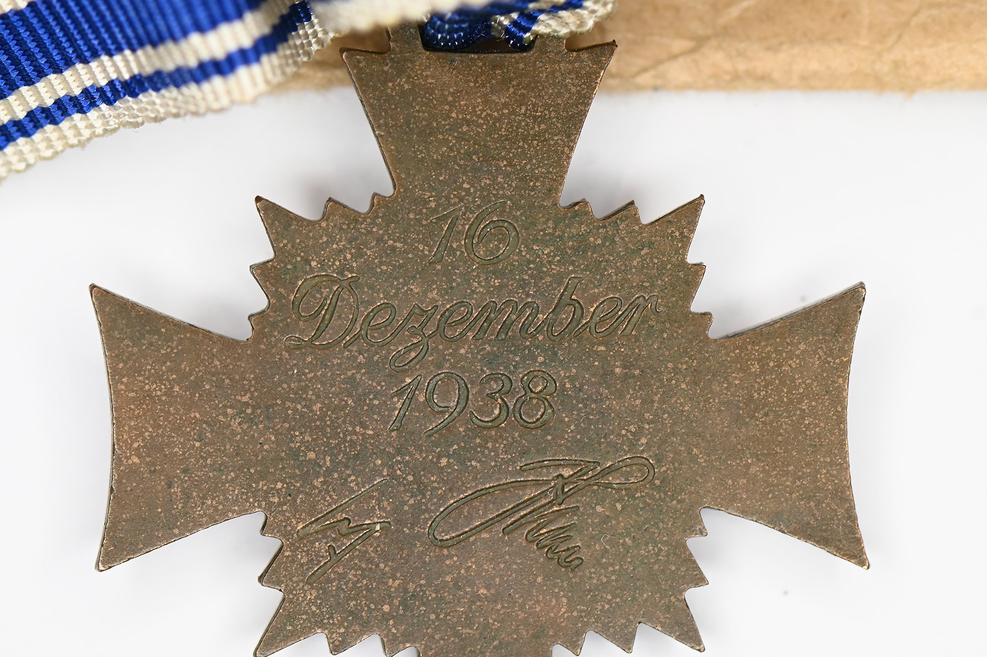 mother cross in bronze G danner — image 10