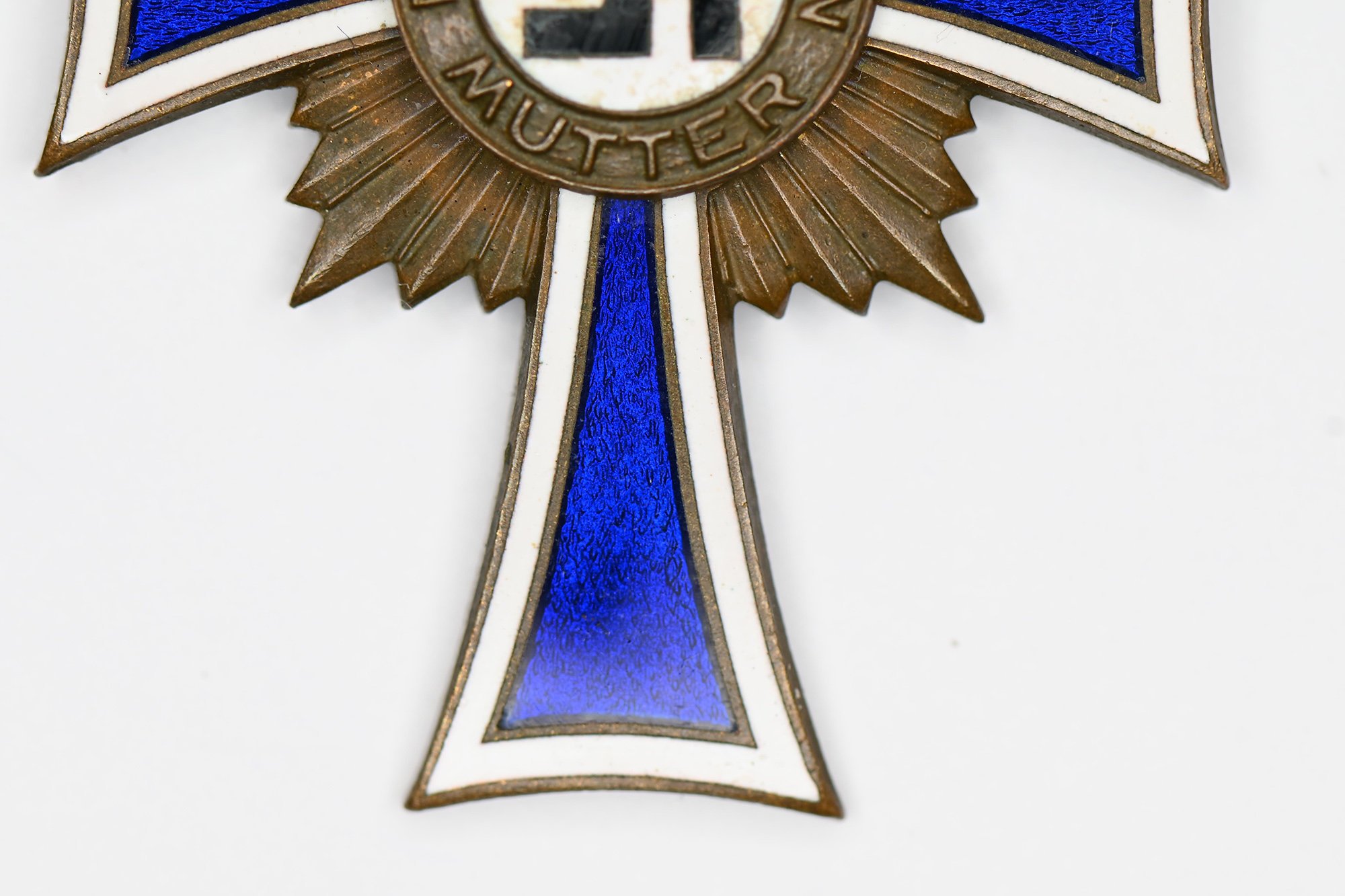 mother cross in bronze G danner — image 9