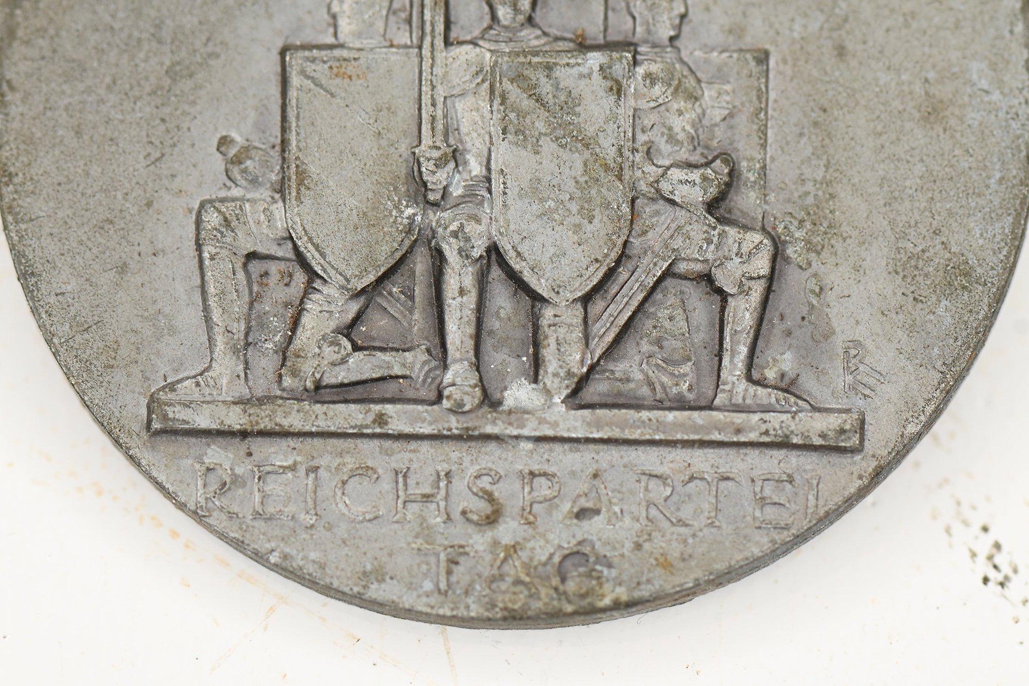 1936 reichsparteitag medal. — image 3