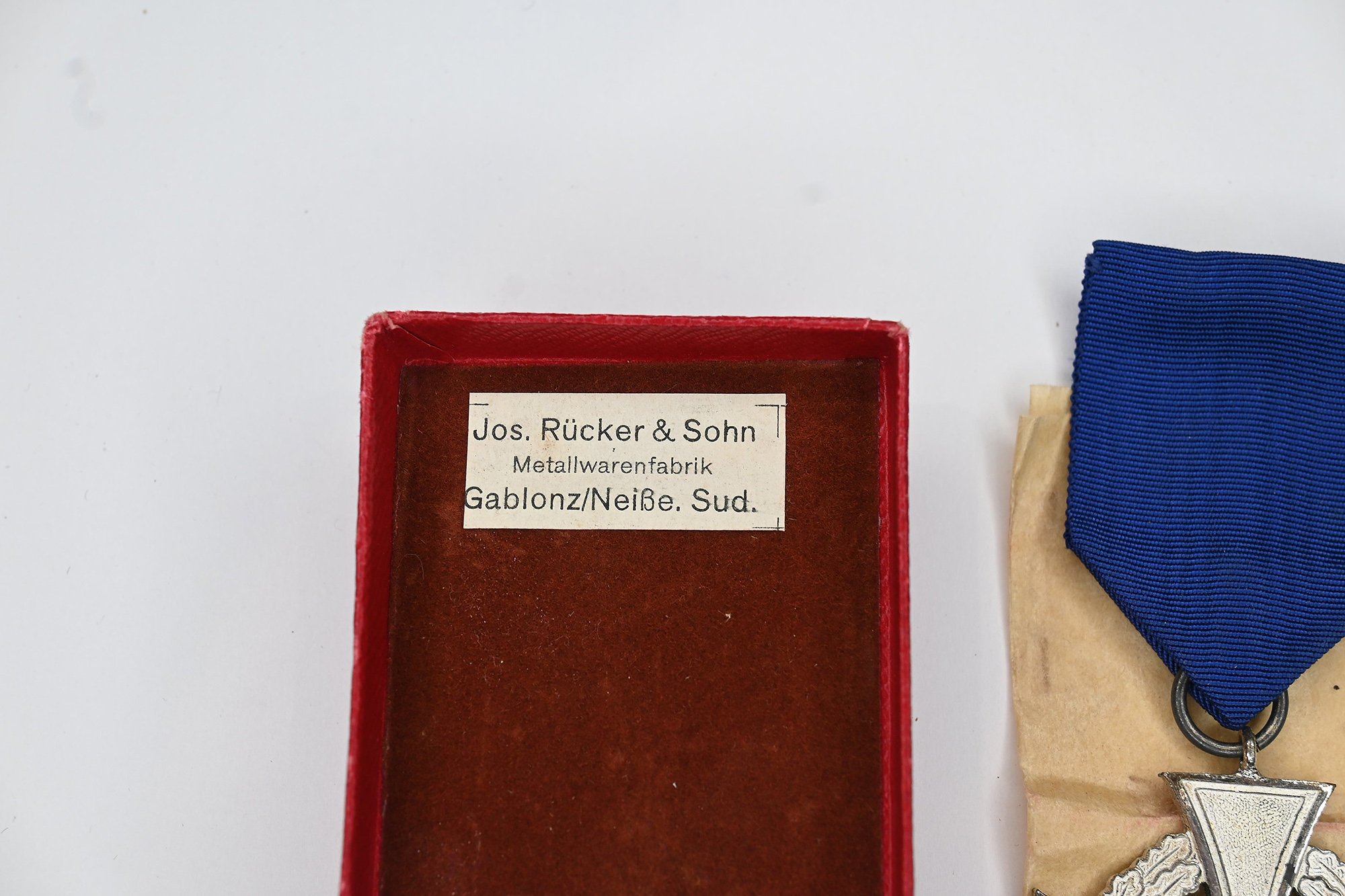 25 year anniversary service medal in box — image 5