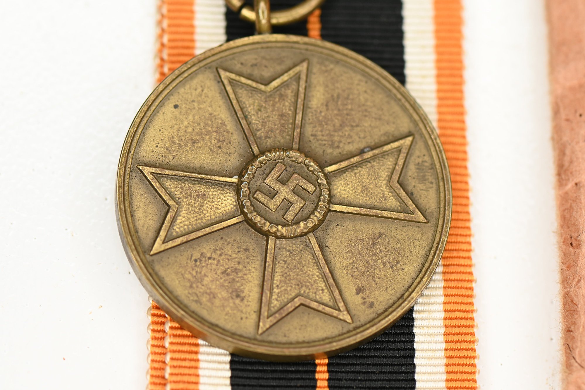 war service medal — image 7