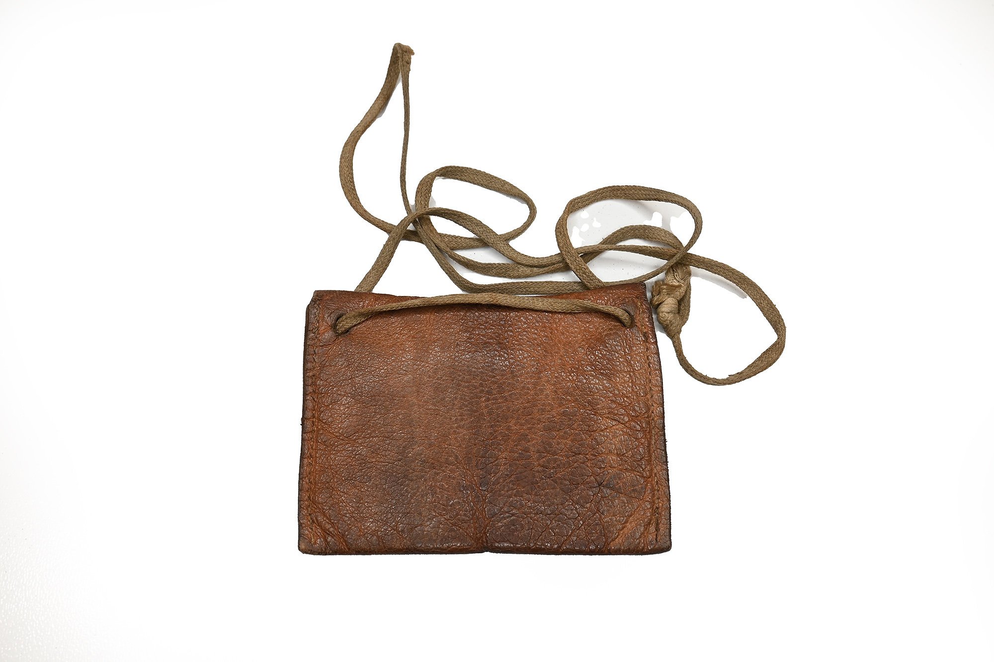 lufwaffe erkennungsmarke met leren etui — image 5