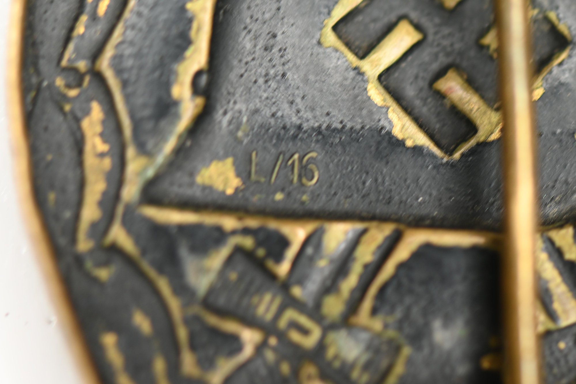 Verwundeten abzeichen black in buntmetal — image 3