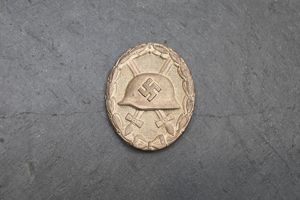 vwa in silver maker marked 100