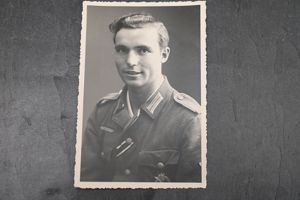 photo postcard Wehrmacht with kvk and infantry sturmabz