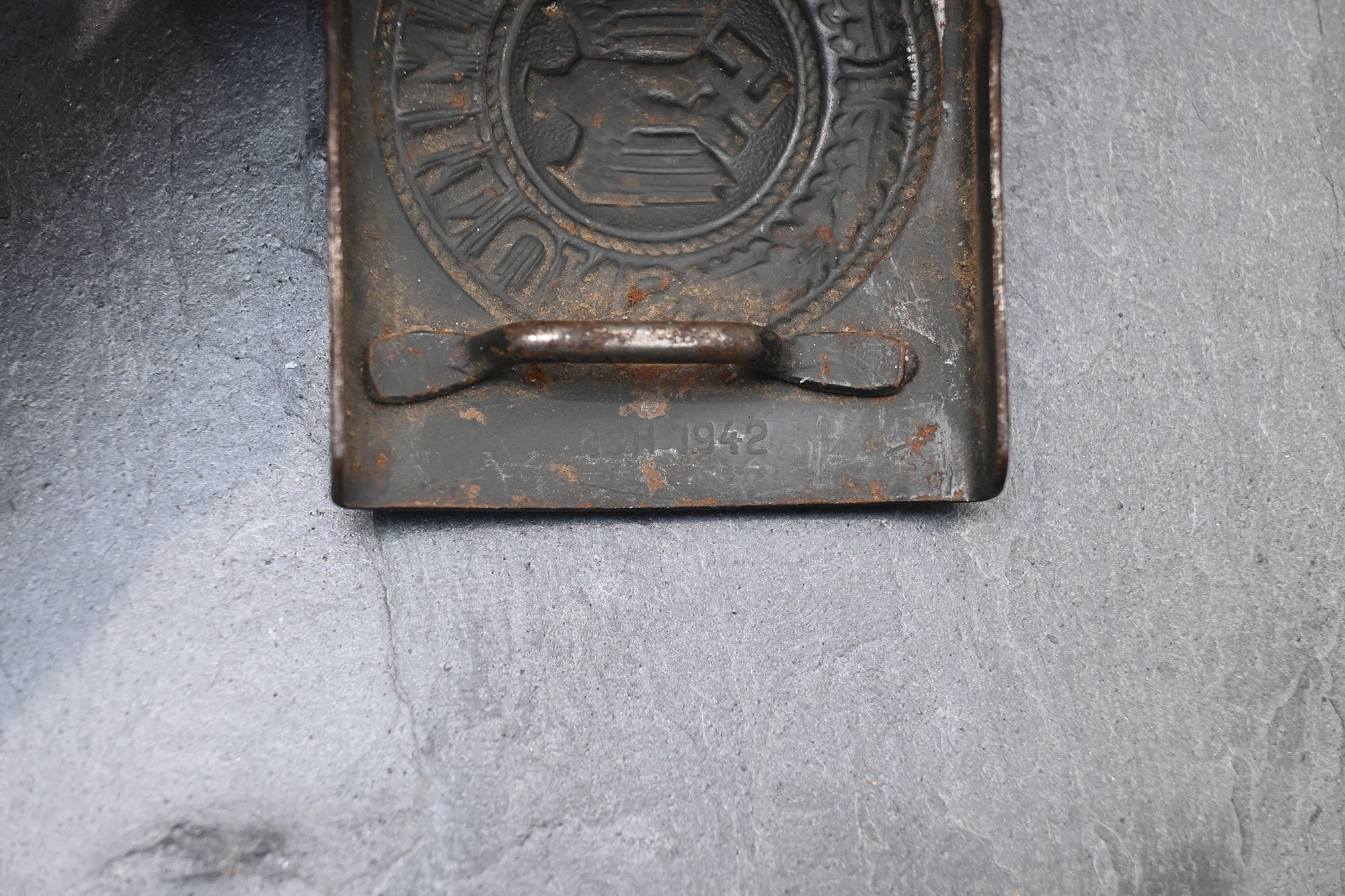 steel wehrmacht belt buckle maker marked n&h 1942 — image 5