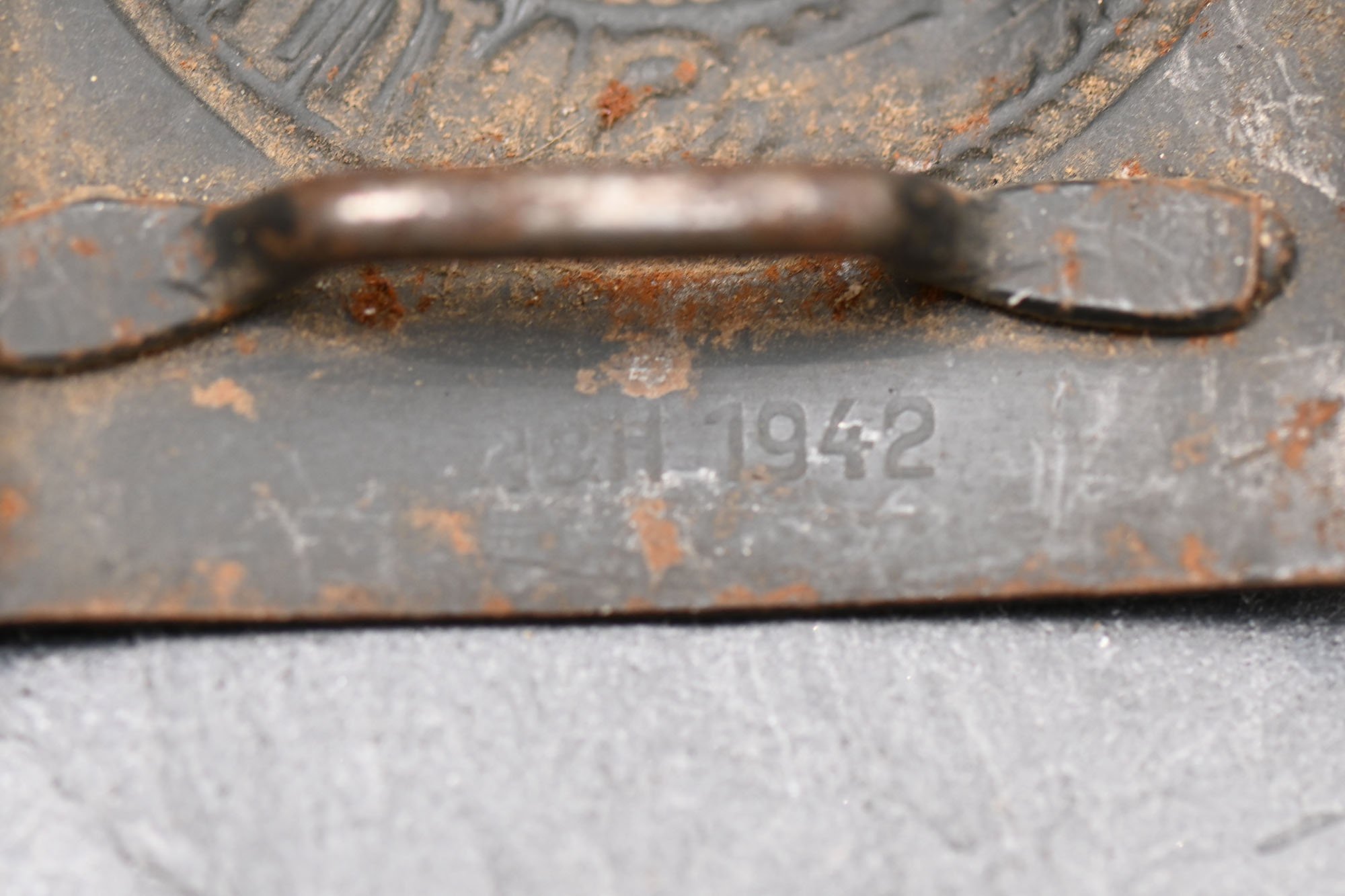 steel wehrmacht belt buckle maker marked n&h 1942 — image 6