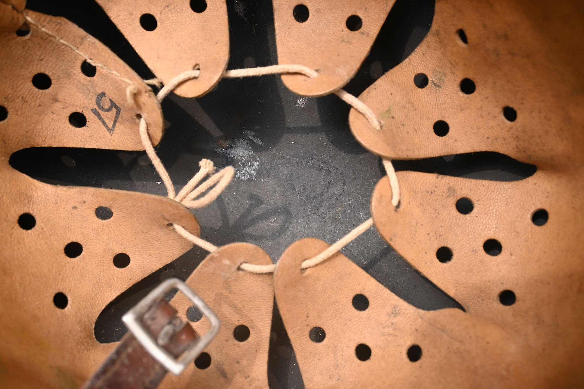 luftwaffe m35 2tone ex dd cano helmet — image 13