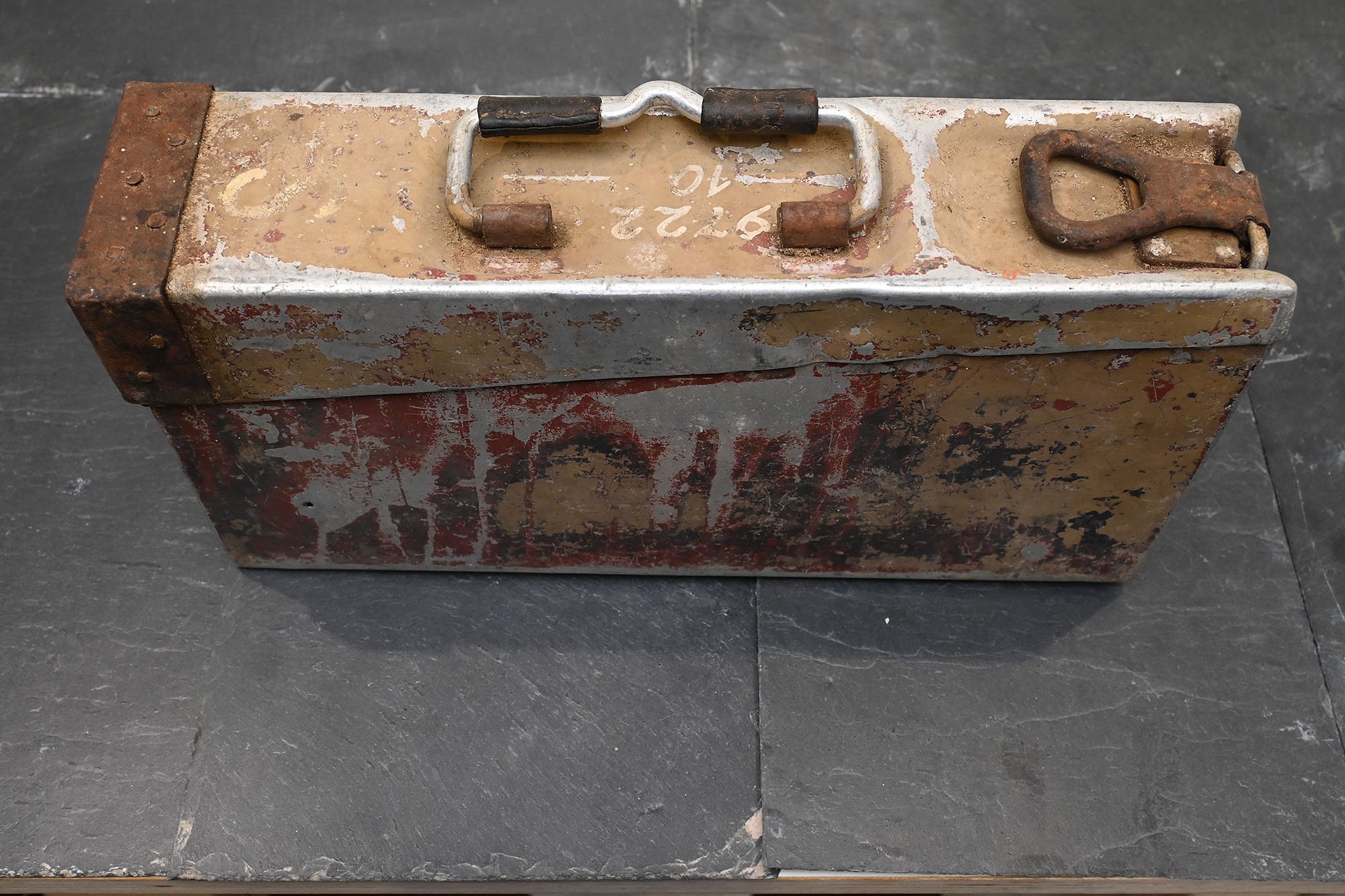 barnfind mg cabinets — image 3