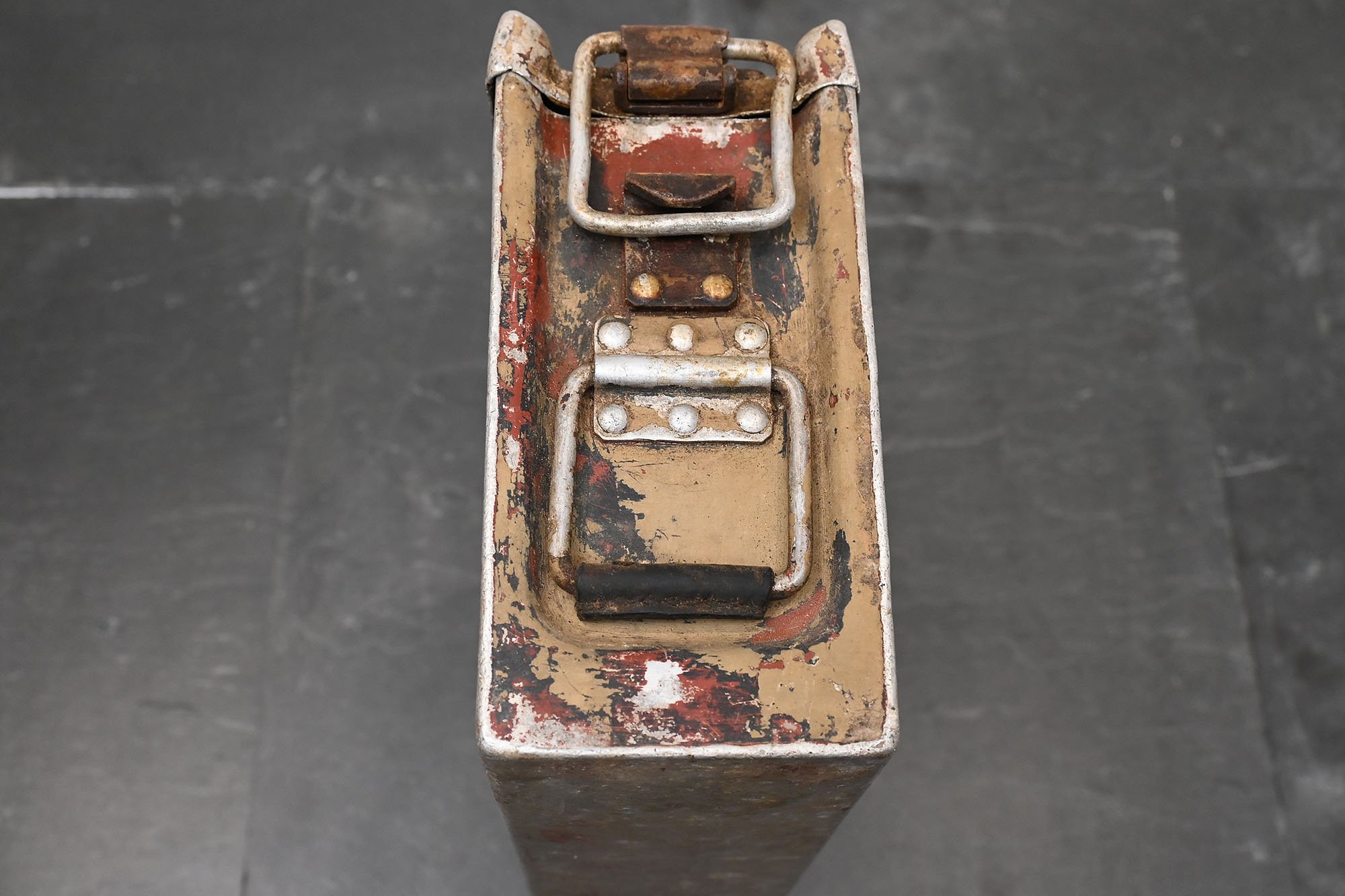 barnfind mg cabinets — image 5