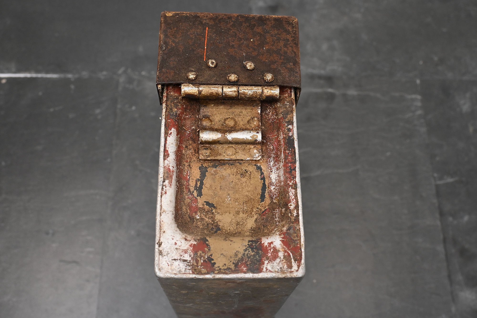 barnfind mg cabinets — image 6