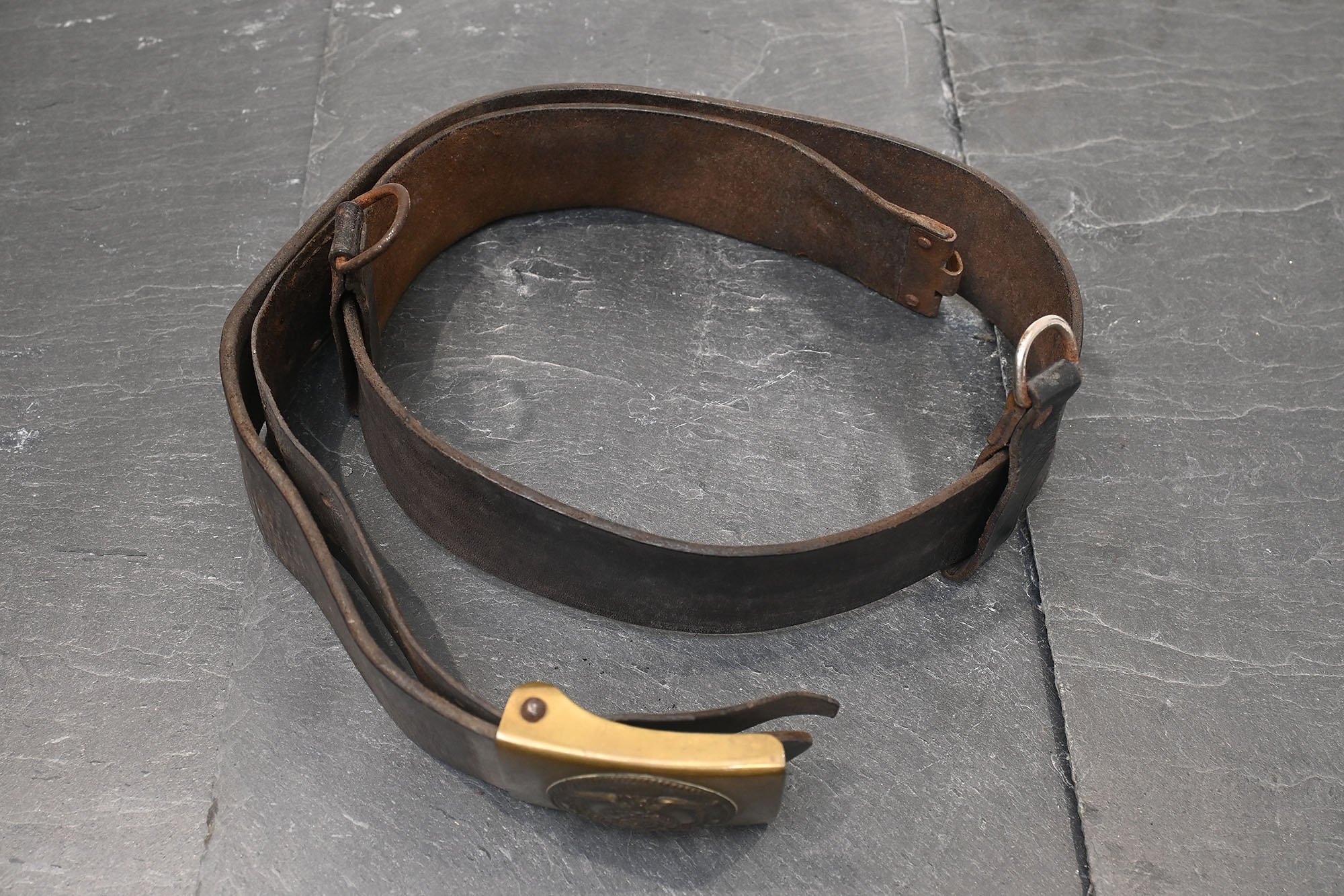 SA couple with lock. — image 10