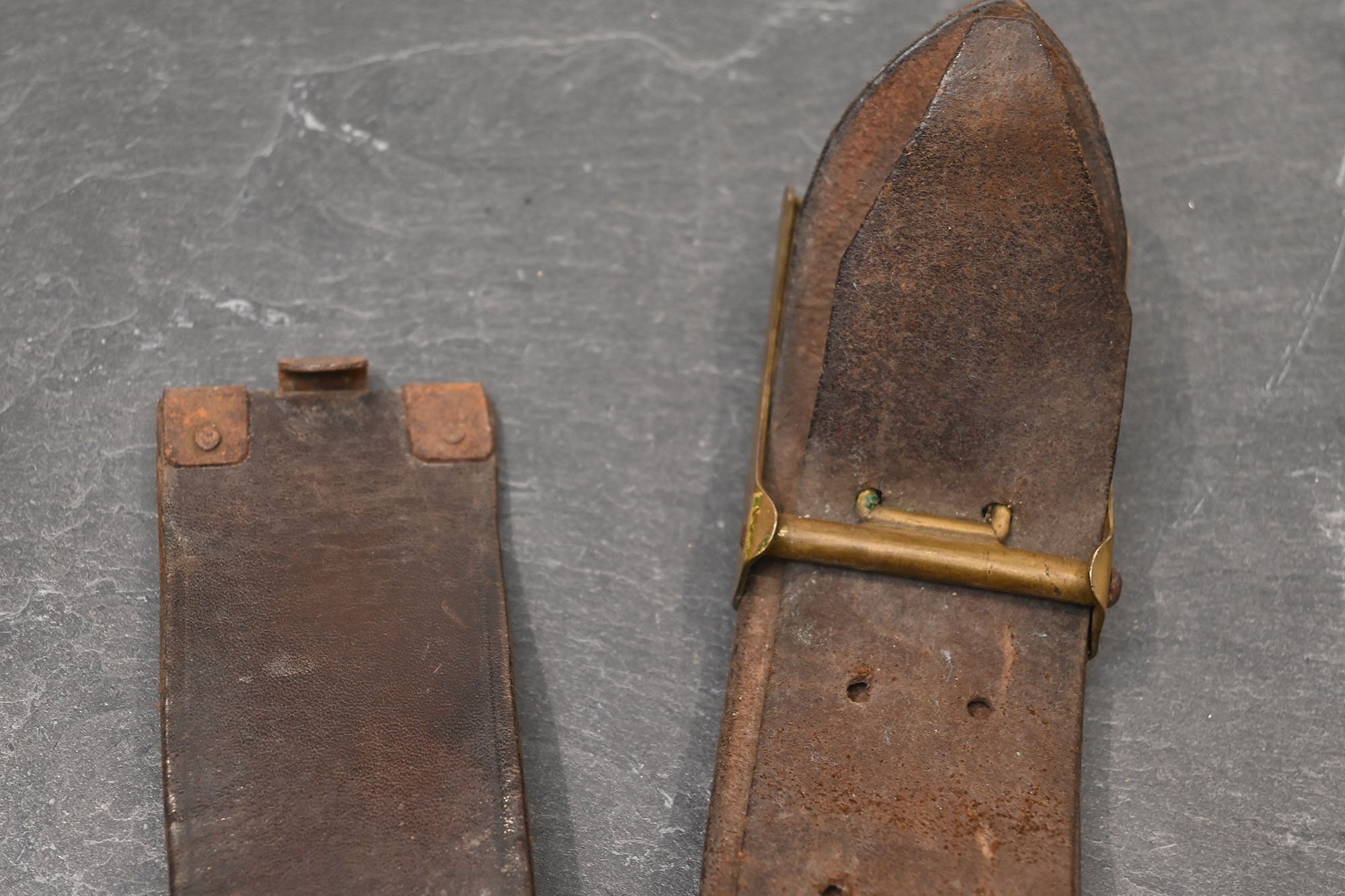 SA couple with lock. — image 9