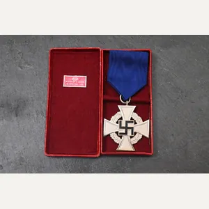 25 years of faithful service medal