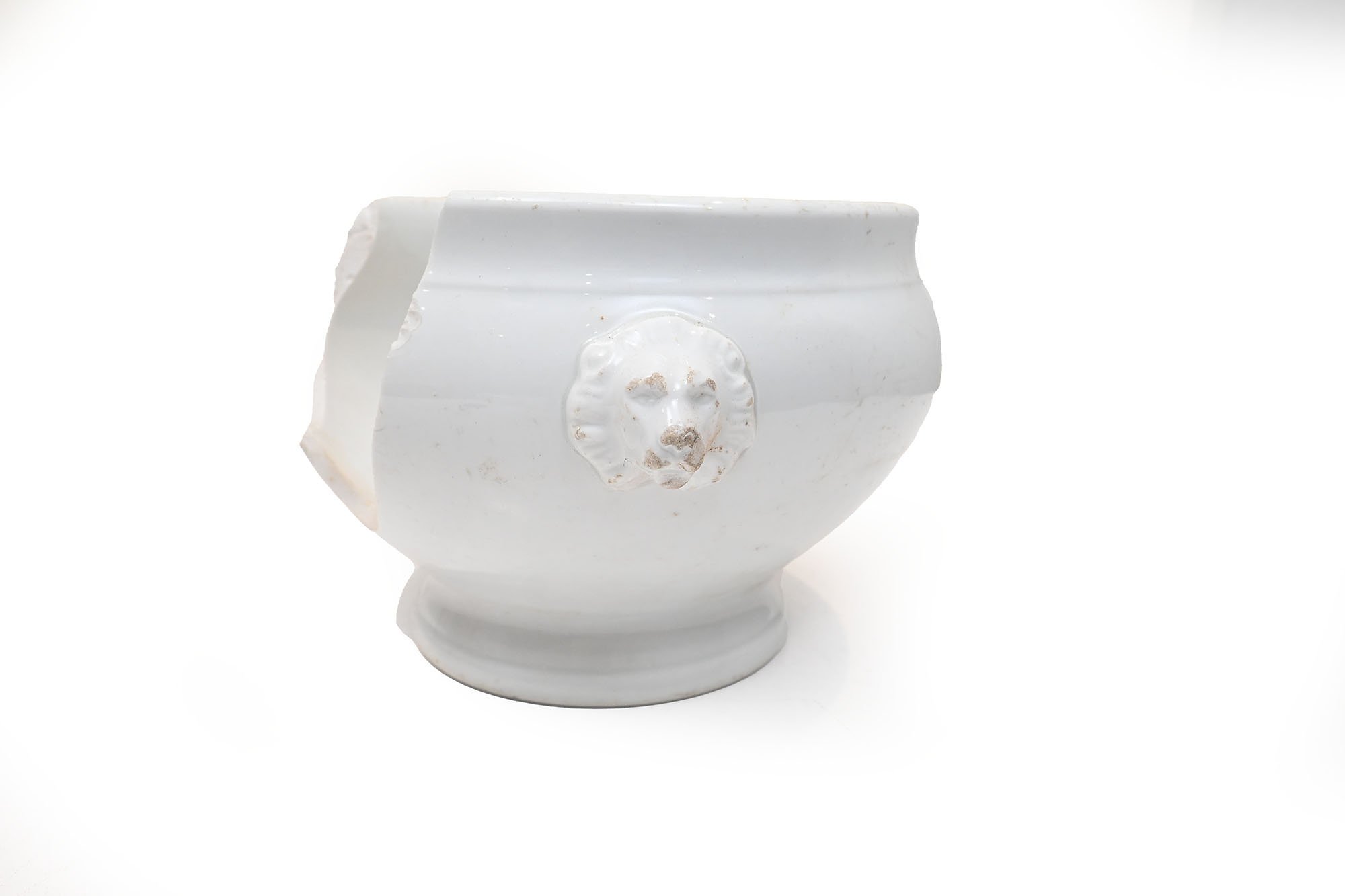 SS soup tureen archaeological find — image 6