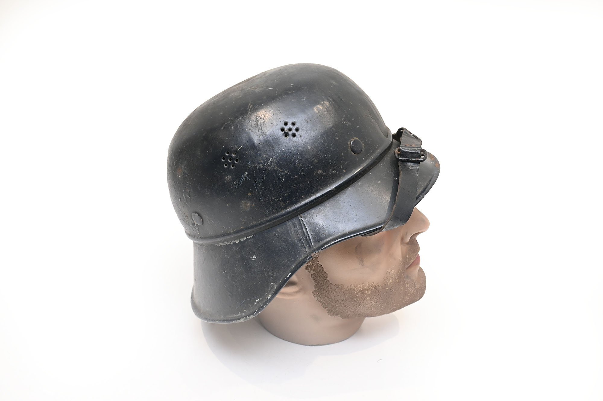 last ditch luftschutz helm — image 2