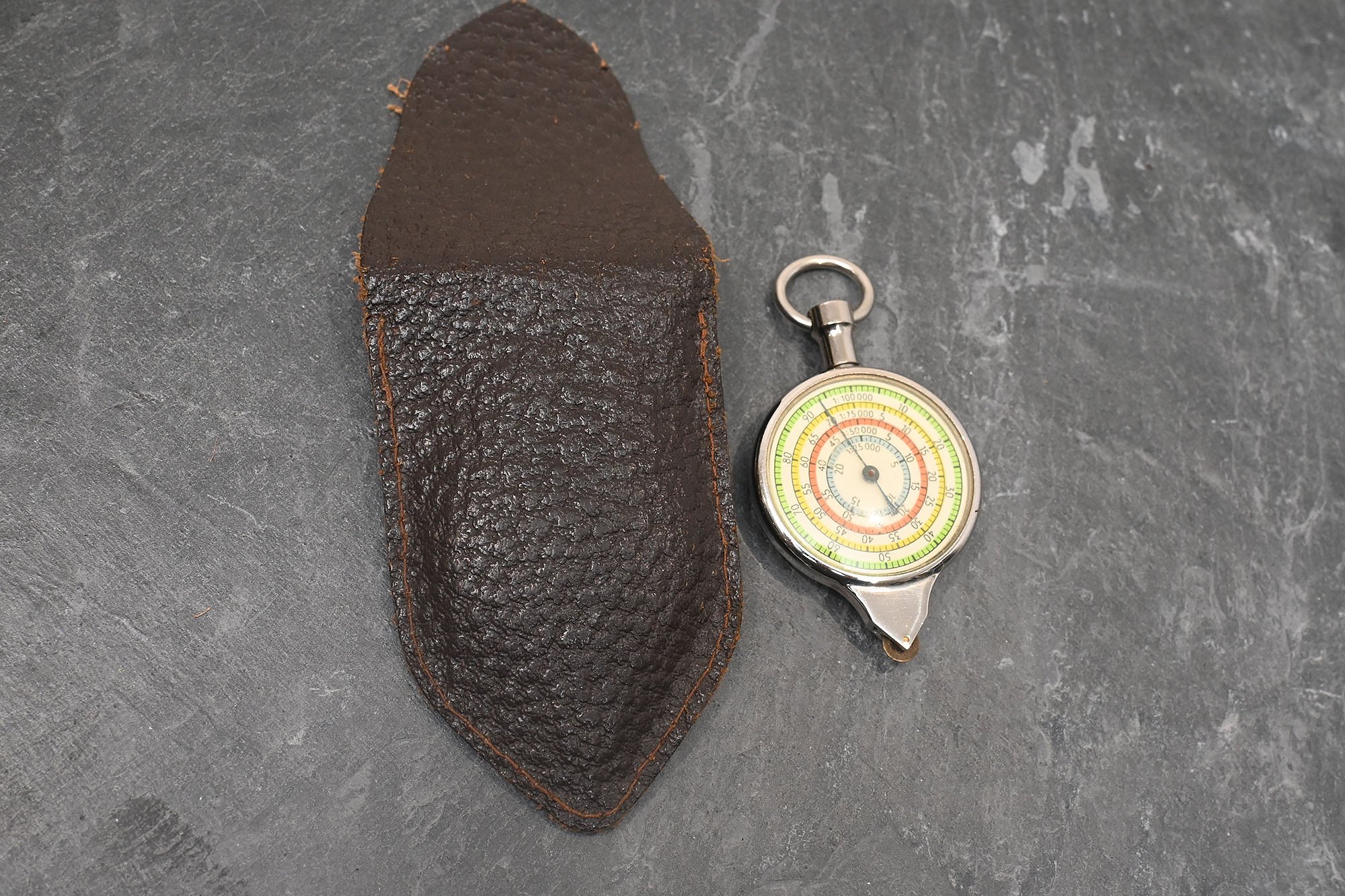curved knife with bag — image 4
