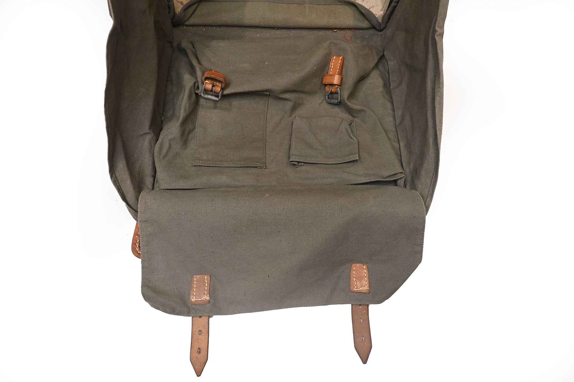 German M34 Funker Tornister — image 10