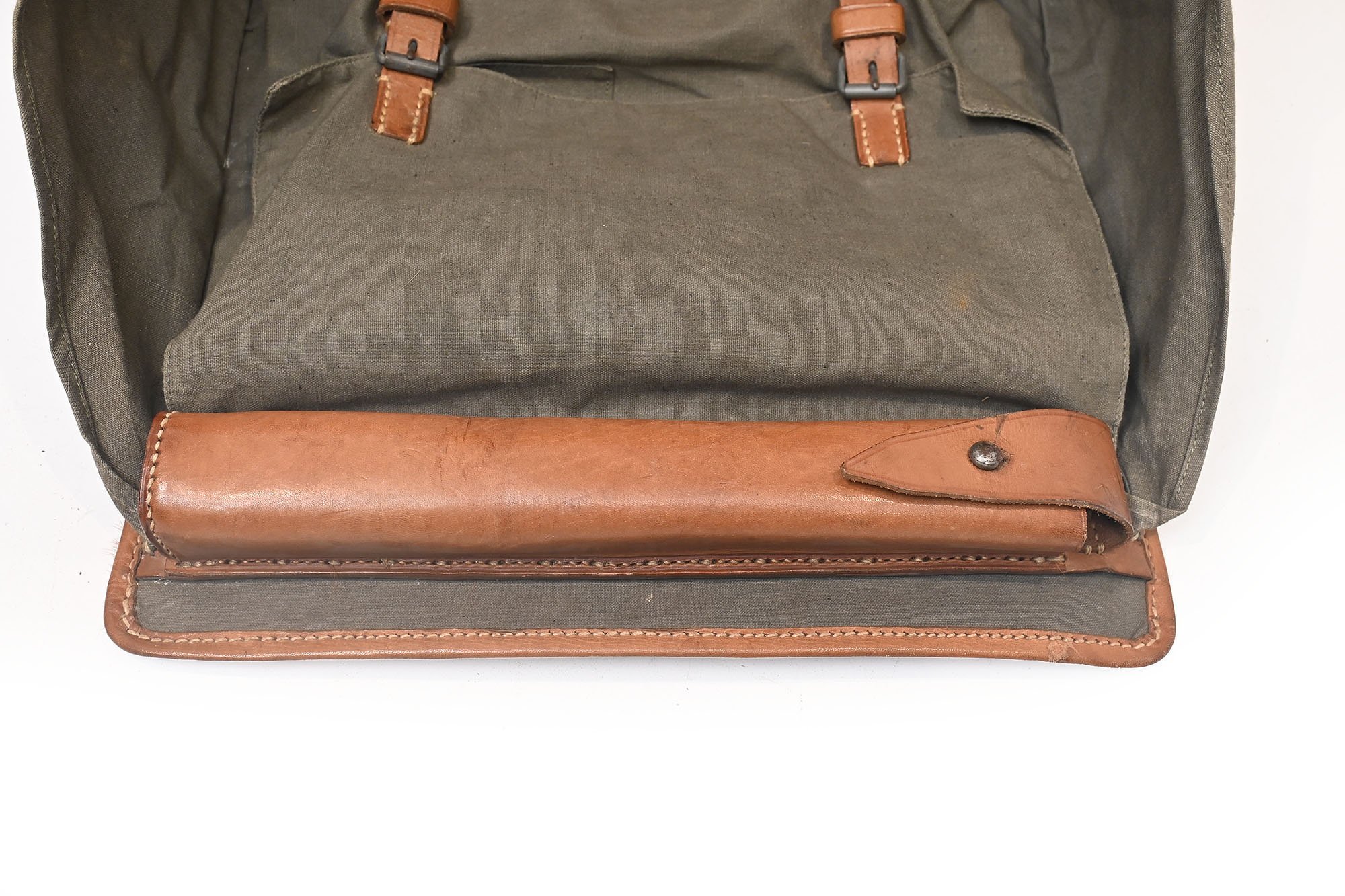 German M34 Funker Tornister — image 7