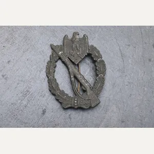 infanterie sturmabzeichen.