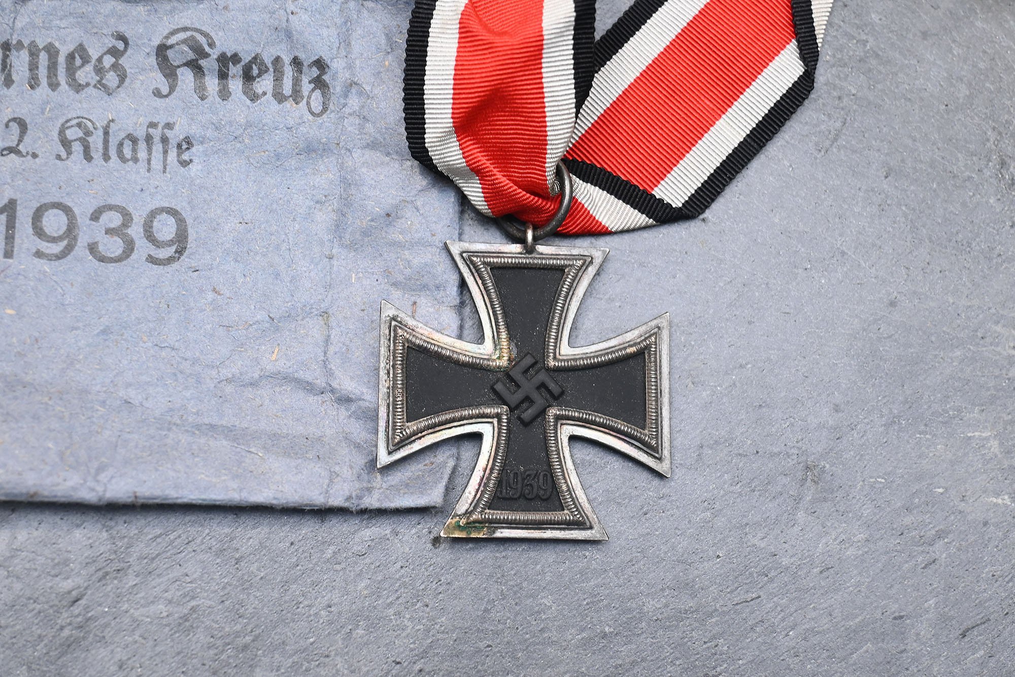 ek 2 maker 55 with matching bag — image 5