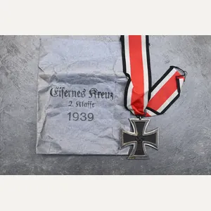 ek 2 maker 55 with matching bag