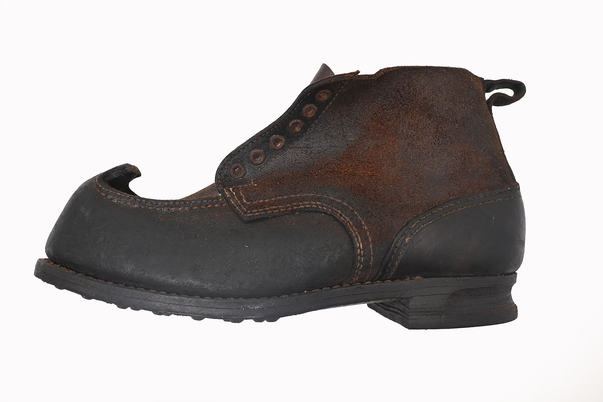 rare SS Gebirgsjager shoes. — image 3