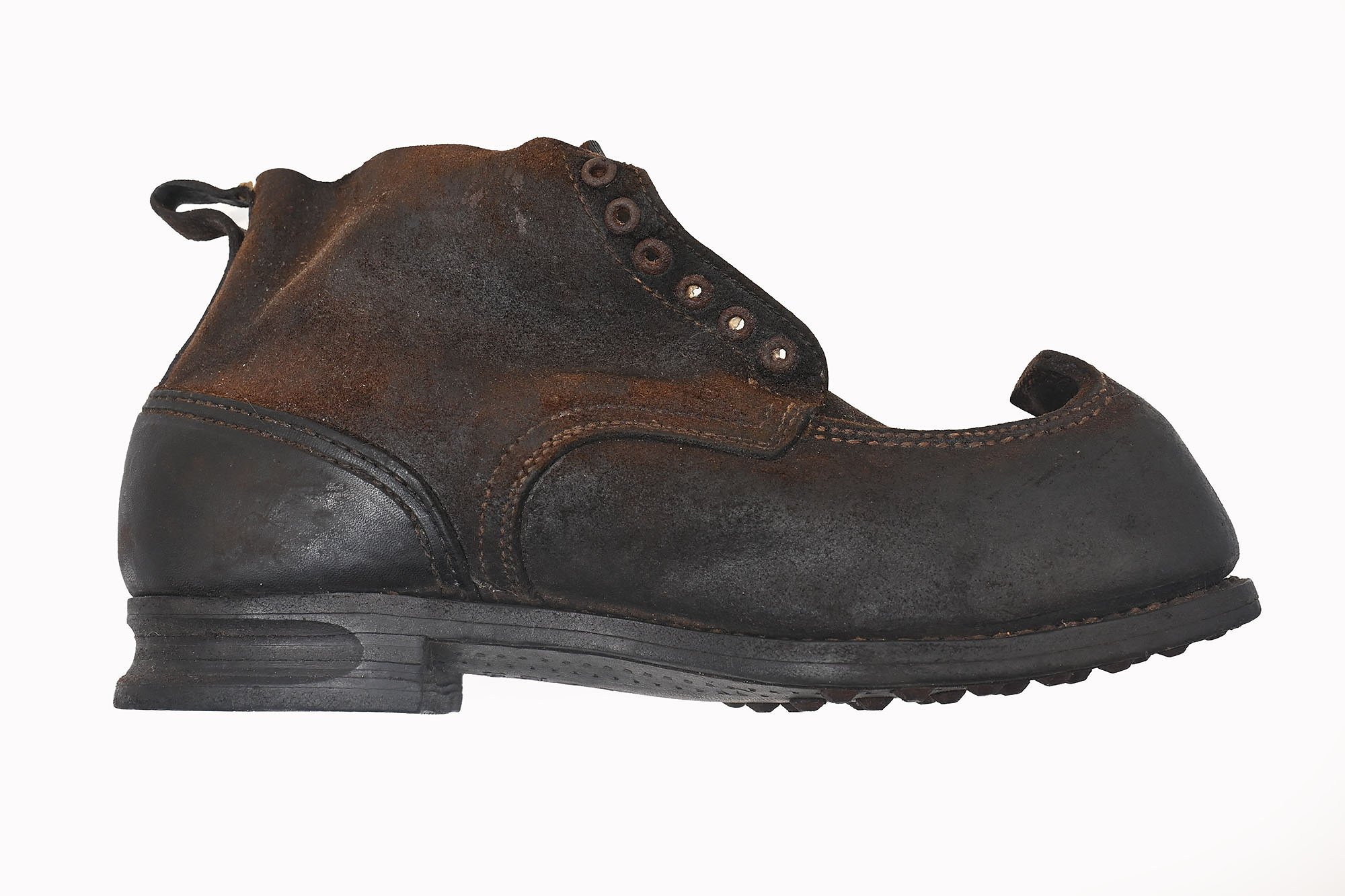 rare SS Gebirgsjager shoes. — image 4